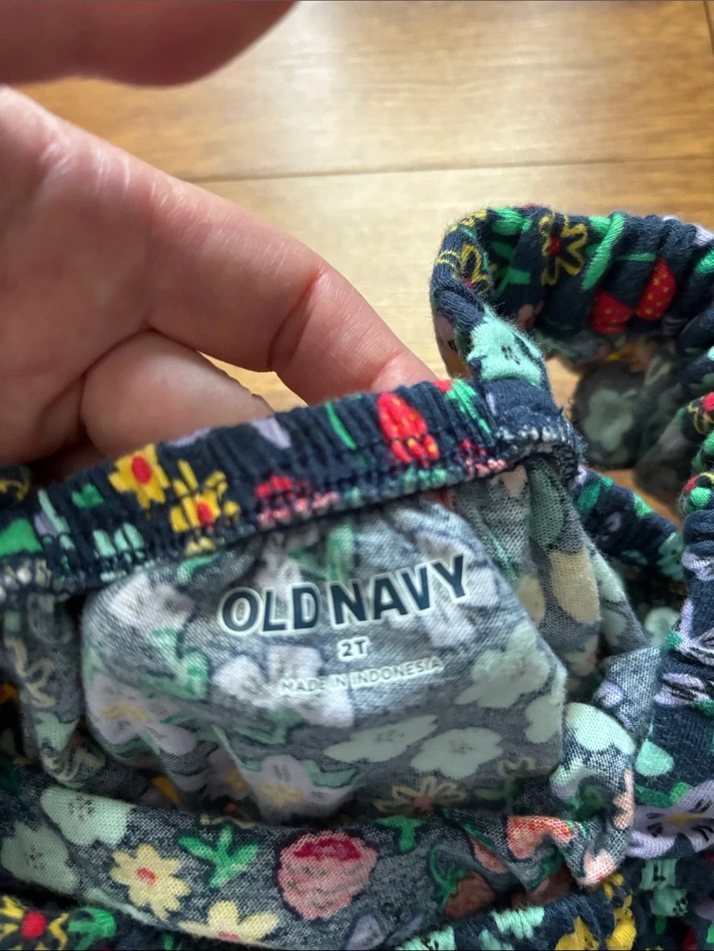 Old Navy girls size 2T floral and fruit print romper